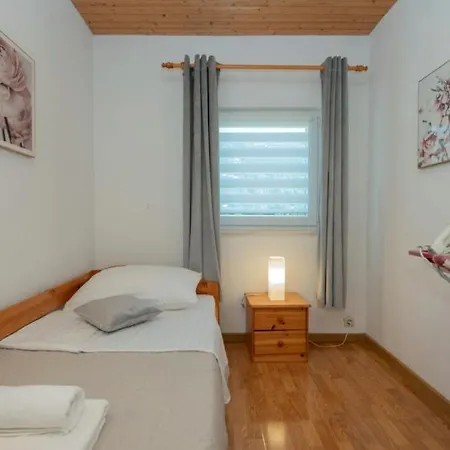 Villa Sanja In Makarska By Guide Duge Njive