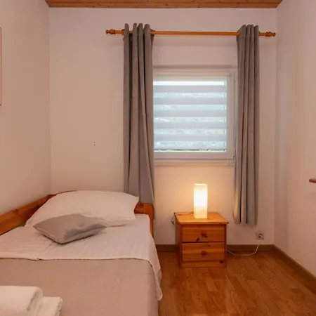 Villa Sanja In Makarska By Guide Duge Njive