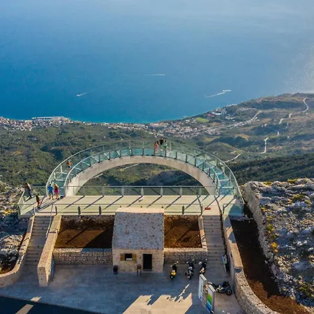 Sanja In Makarska By Guide